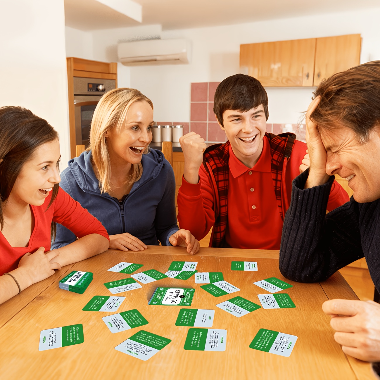 Миниатюрная испанская карточна – обзор и цена Party Games Quiz For Adults